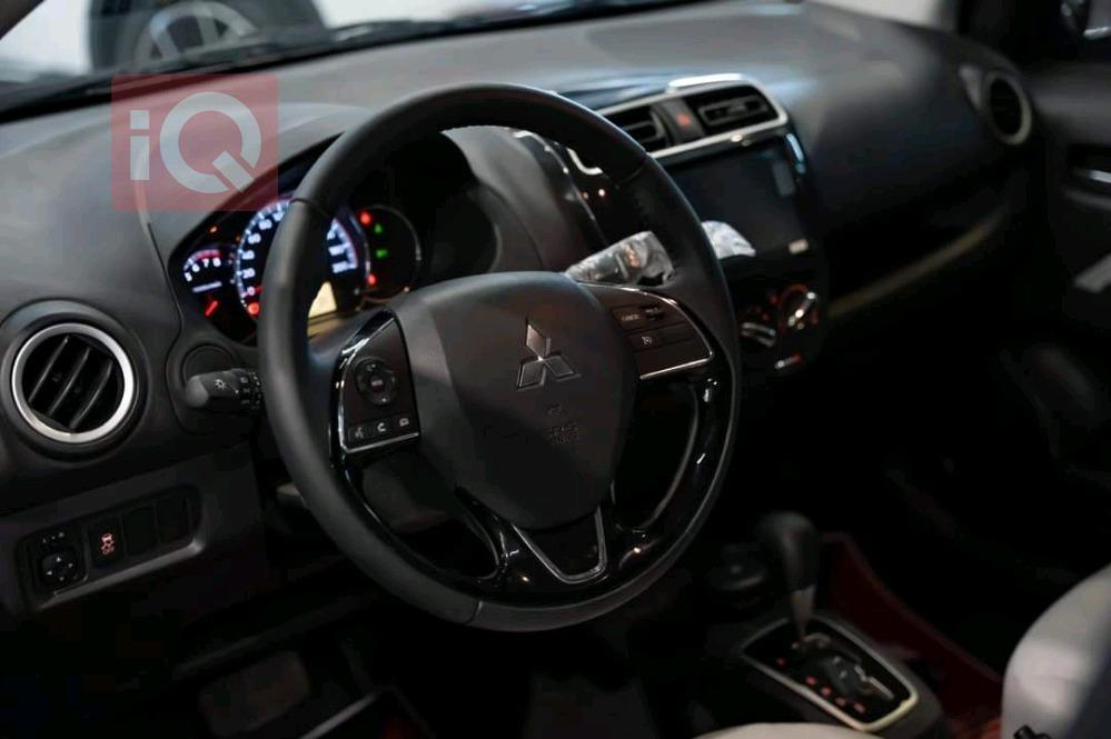 میتسوبیشی ئەتراج